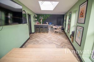 Photo 17- click for photo gallery